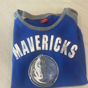 Dallas Mavericks crewneck sweatshirt Blue and silver sz XL